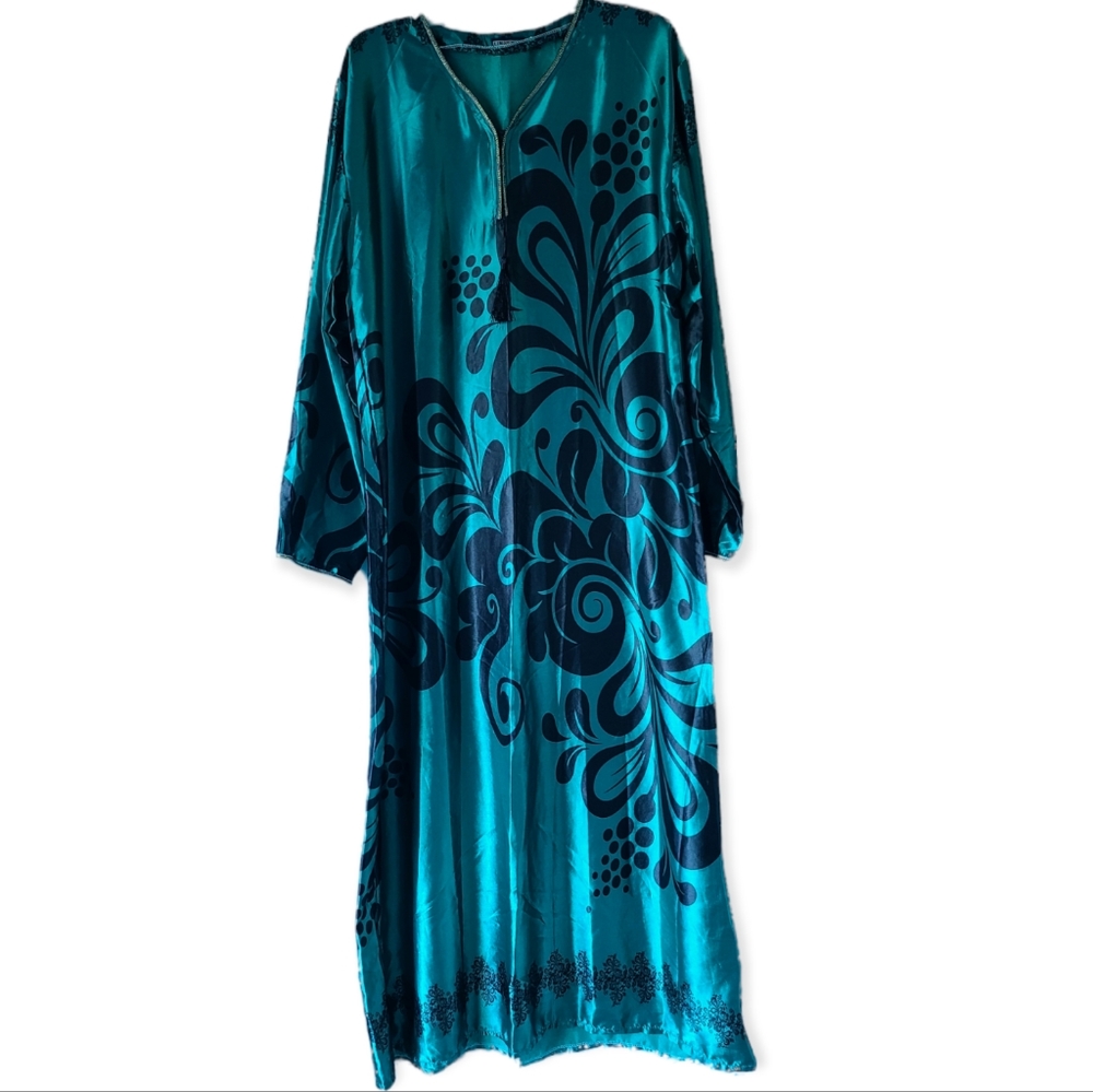 Lin Ying Green Caftan